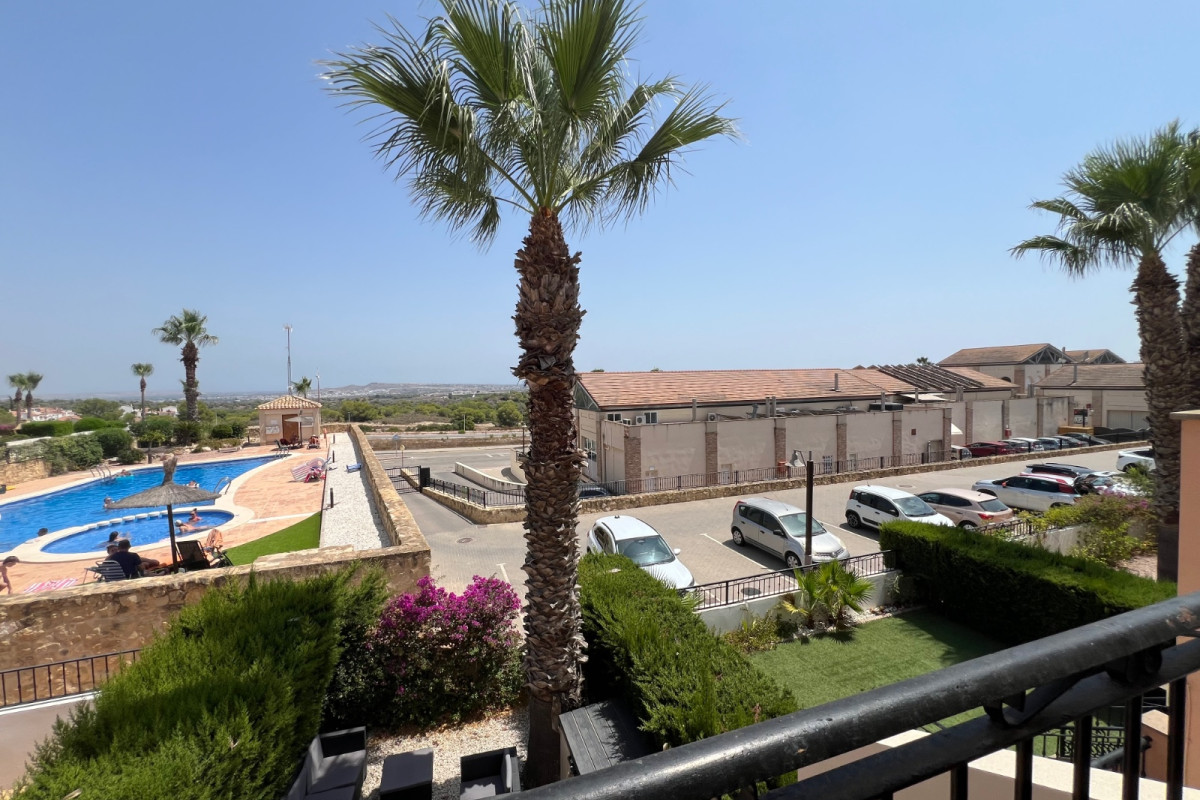 Resale - Townhouse - Algorfa - La Finca Golf Resort