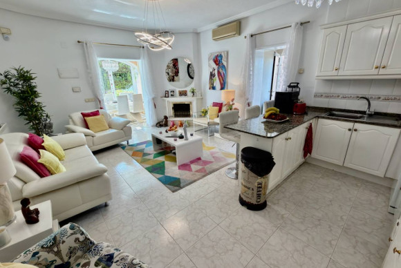 Herverkoop - Villa - Ciudad Quesada - Dona Pepa