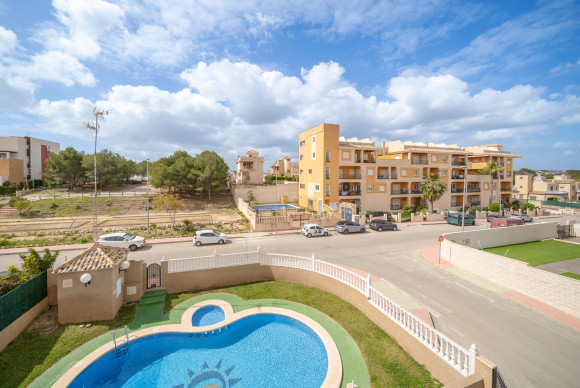 Reventa - Villa - Orihuela Costa - PAU 26