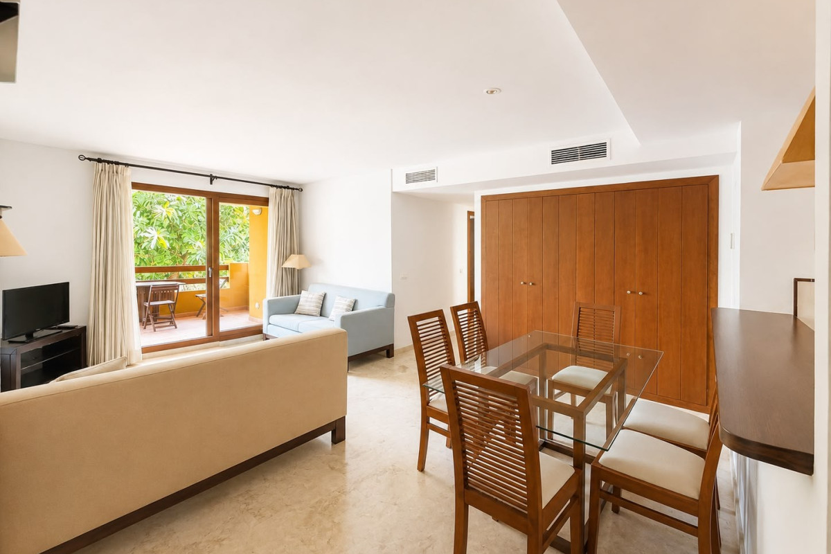 Resale - Apartment  - Orihuela Costa - Punta Prima