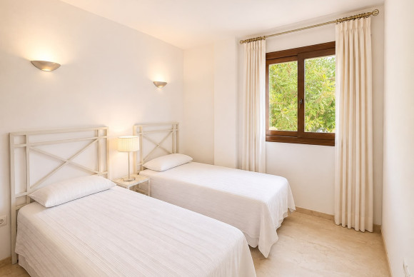 Resale - Apartment  - Orihuela Costa - Punta Prima