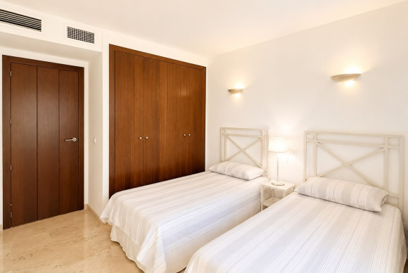 Resale - Apartment  - Orihuela Costa - Punta Prima