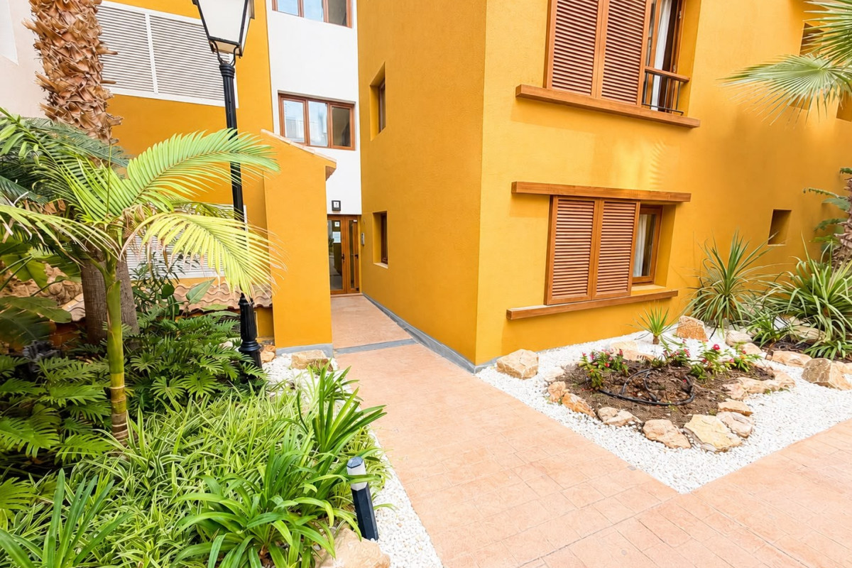 Resale - Apartment  - Orihuela Costa - Punta Prima
