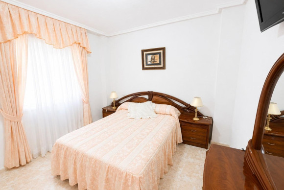 Herverkoop - Appartement  - Torrevieja - Estacion de autobuses