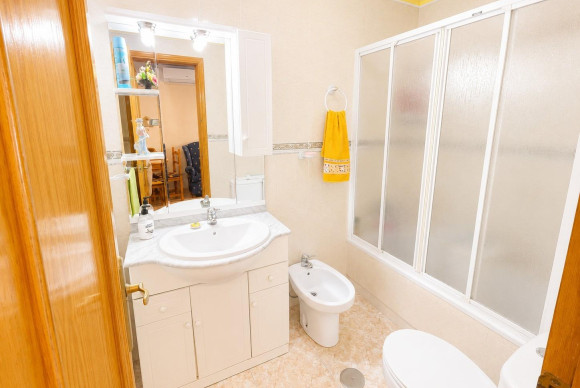 Herverkoop - Appartement  - Torrevieja - Estacion de autobuses