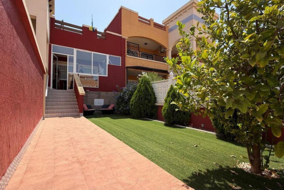 Reventa - Adosado - Orihuela