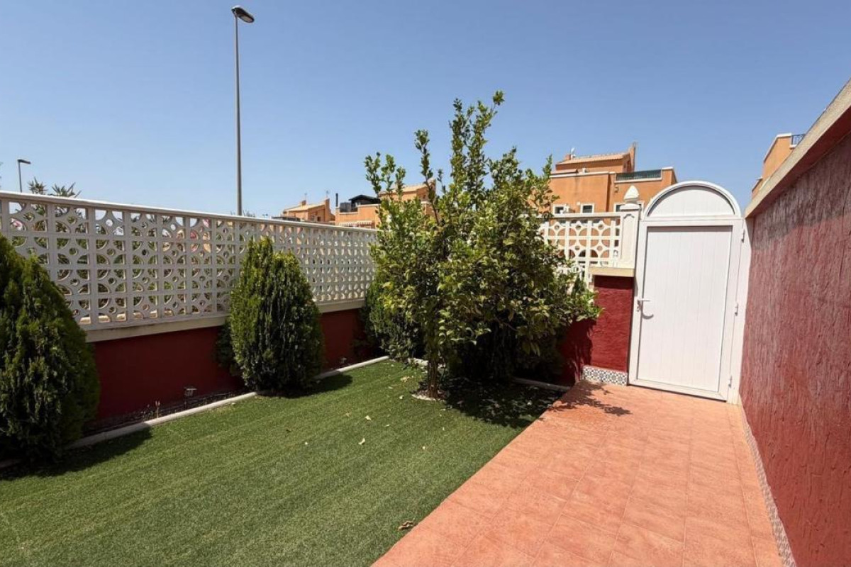Reventa - Adosado - Orihuela