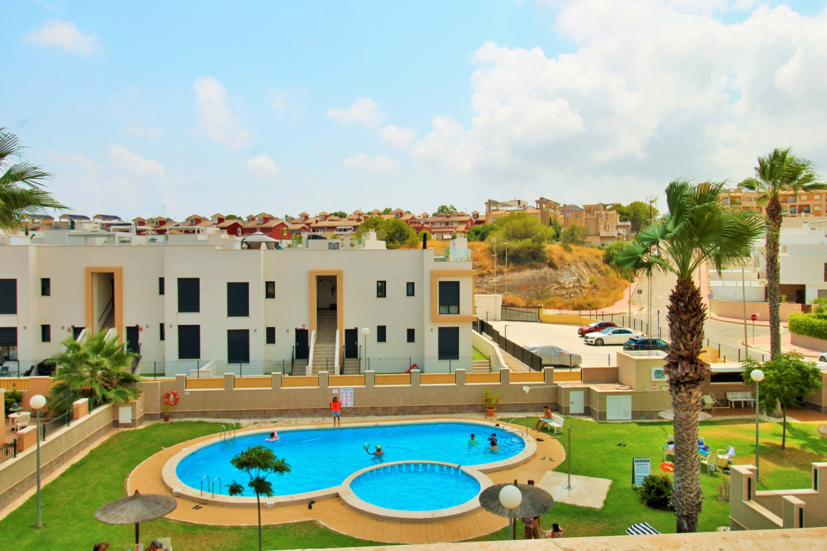 Revente - Maison de ville - Villamartin