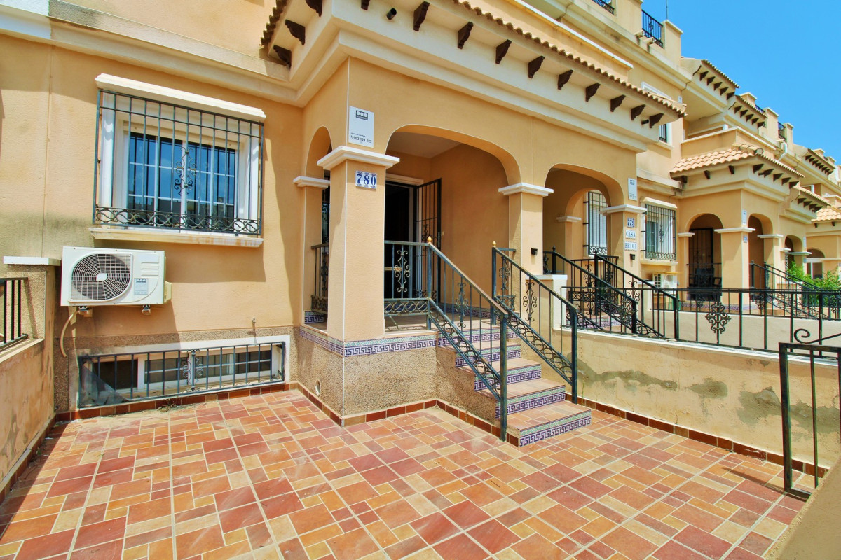 Revente - Maison de ville - Villamartin