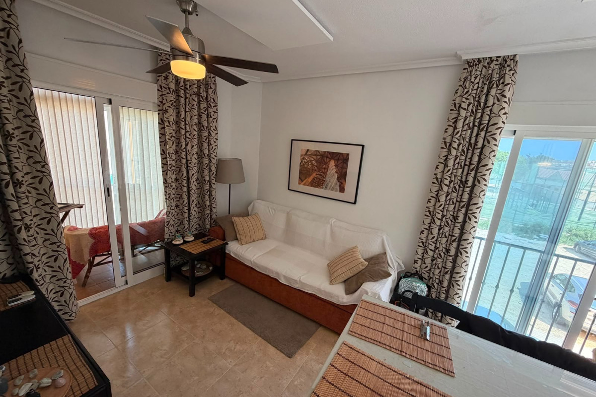 Resale - Apartment - Flat - Formentera del Segura