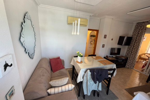 Resale - Apartment - Flat - Formentera del Segura