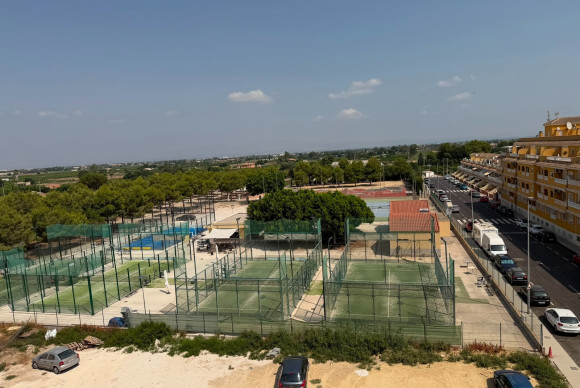 Resale - Apartment - Flat - Formentera del Segura