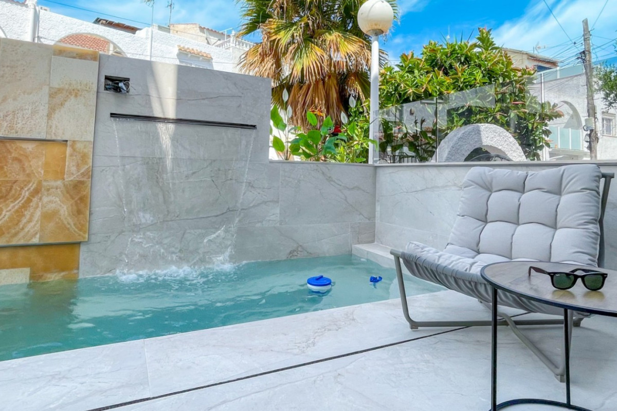 Herverkoop - Woning - Torrevieja - Aguas Nuevas