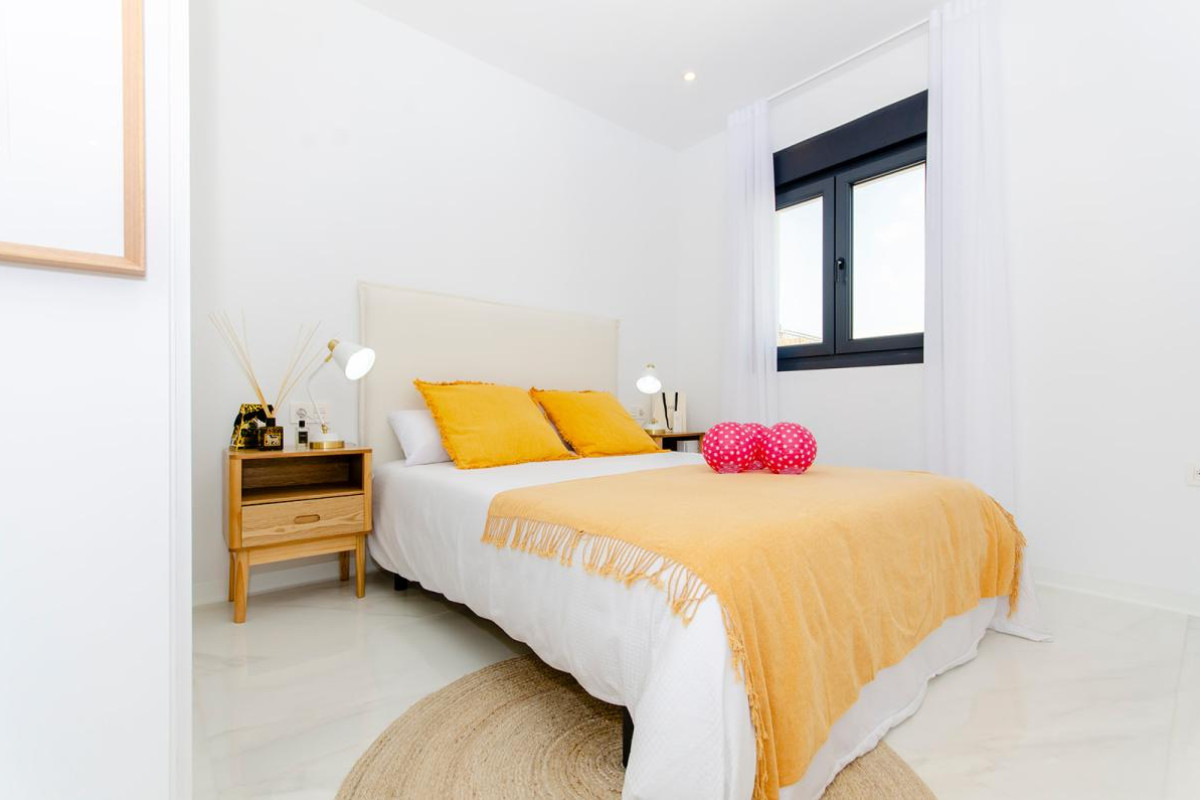 Obra nueva - Villa - Orihuela