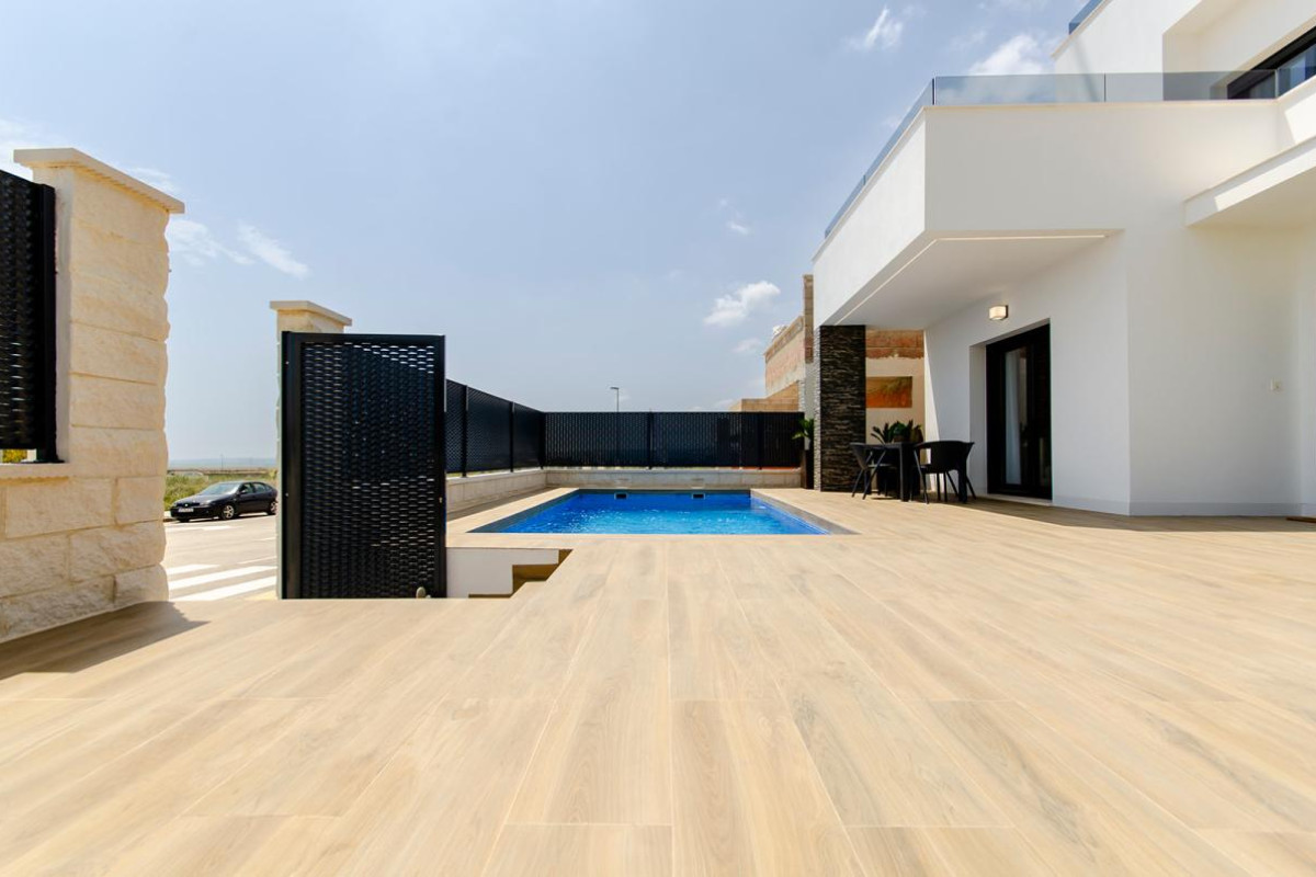 Obra nueva - Villa - Orihuela