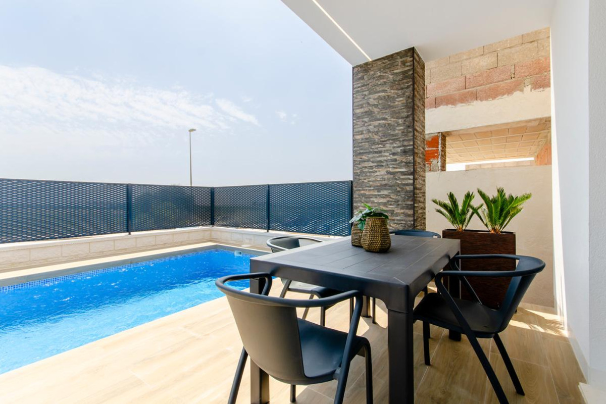 Obra nueva - Villa - Orihuela