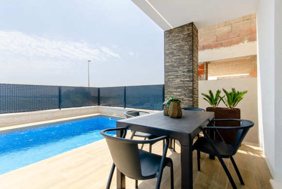 Obra nueva - Villa - Orihuela