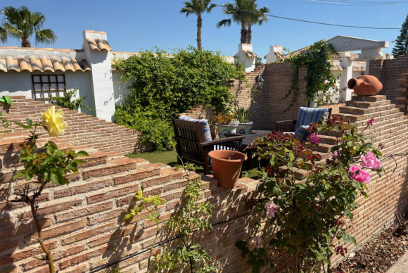 Resale - Finca / Country Property - Catral