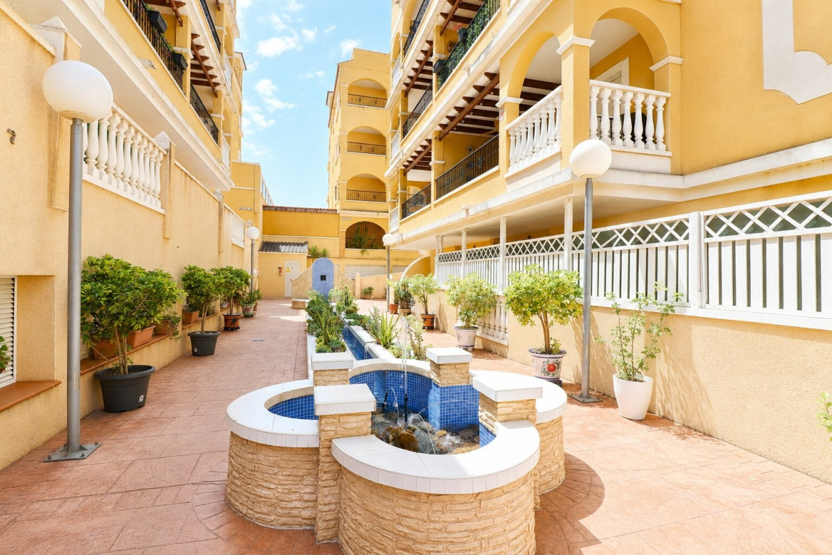 Herverkoop - Appartement  - Algorfa - Algorfa - Village