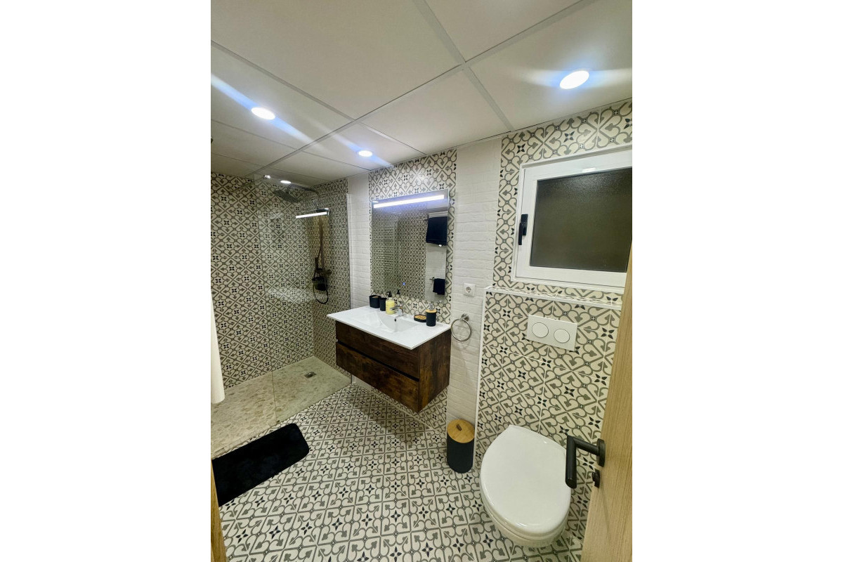Reventa - Apartamento / piso - Torrevieja