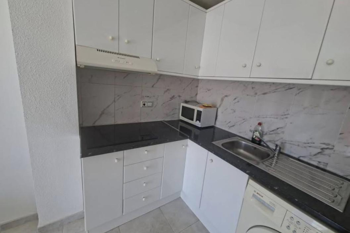 Resale - Apartment  - Torrevieja - torrevieja
