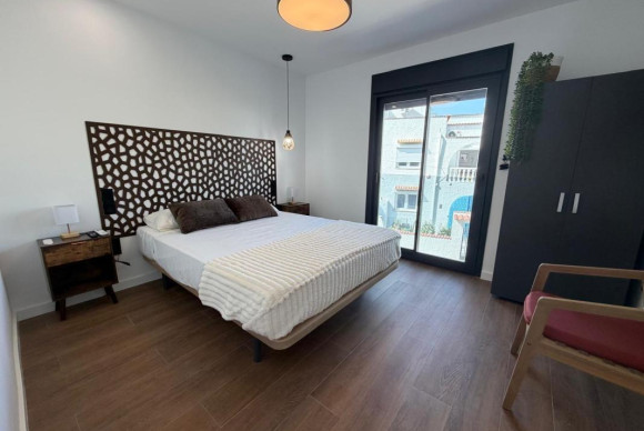 Revente - Maison de ville - Torrevieja - torrevieja