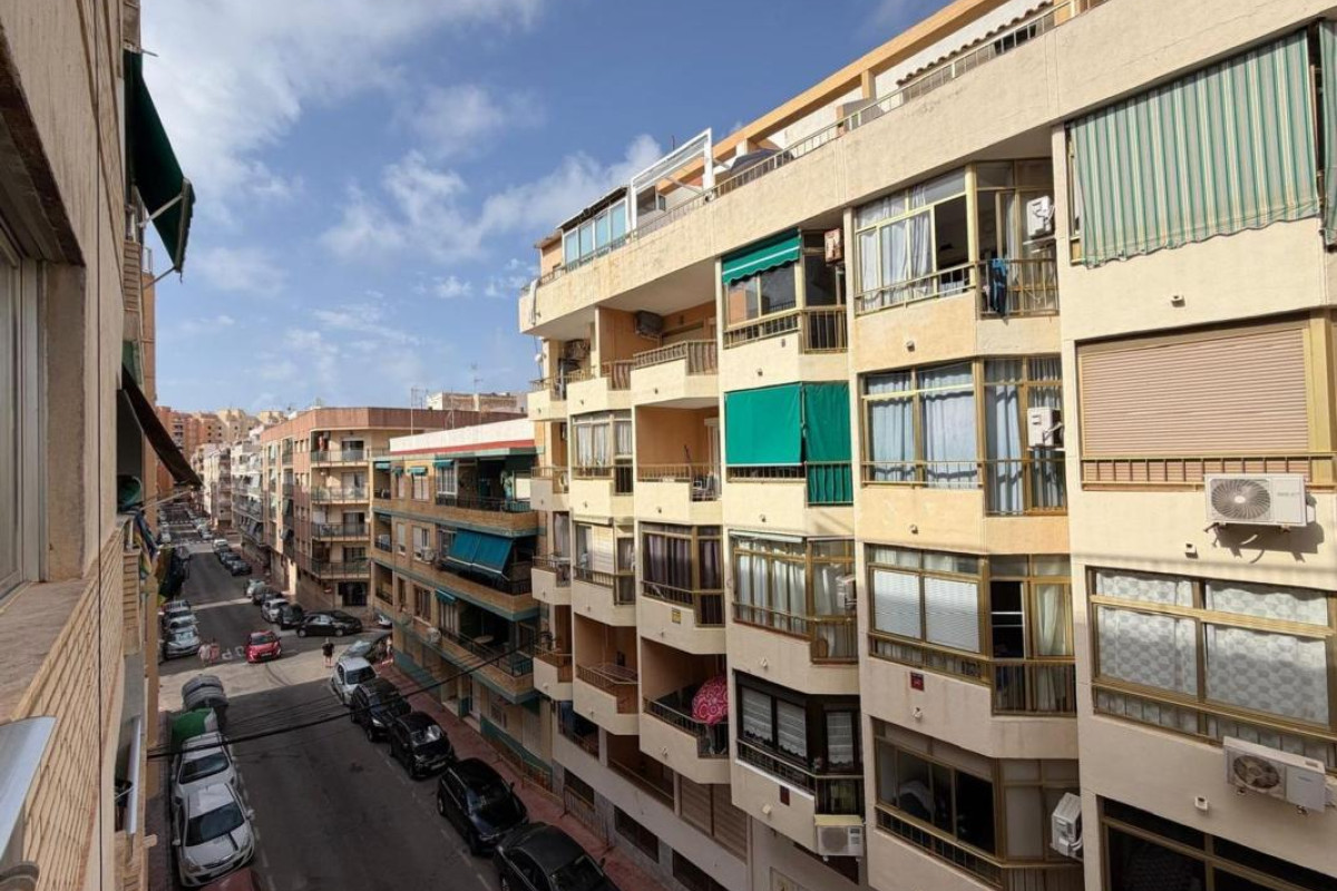 Herverkoop - Appartement  - Torrevieja - torrevieja