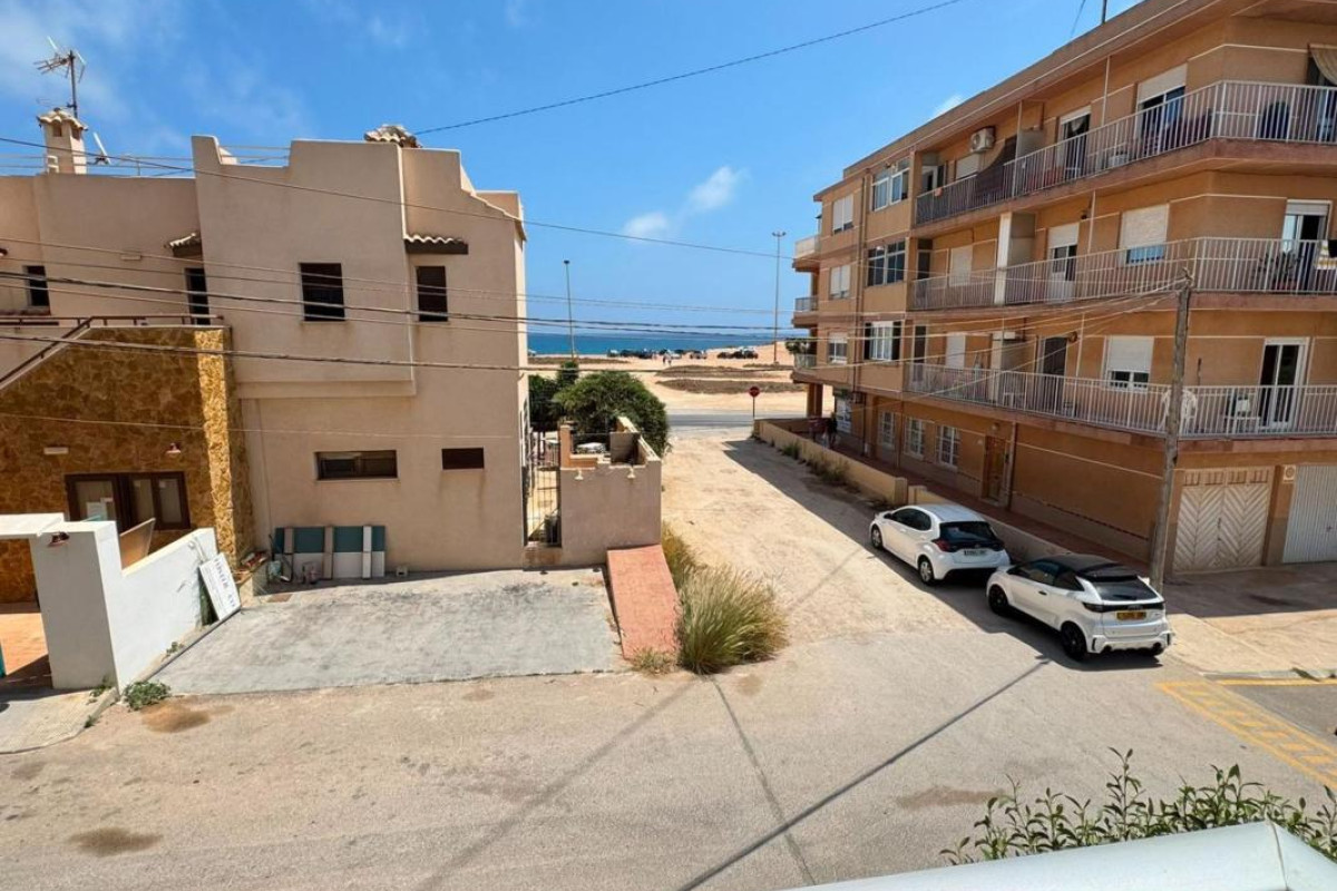Resale - Apartment  - Torrevieja - torrevieja