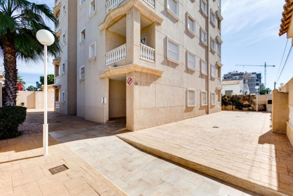 Reventa - Apartamento / piso - Torrevieja - torrevieja