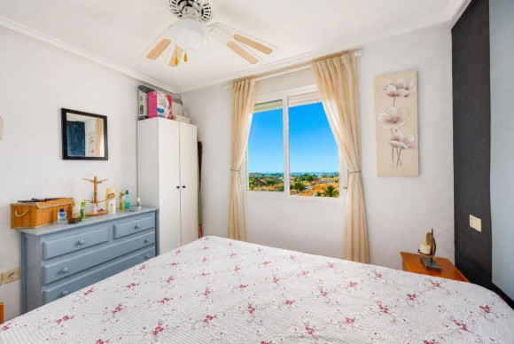 Reventa - Apartamento / piso - Torrevieja - torrevieja