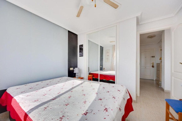 Reventa - Apartamento / piso - Torrevieja - torrevieja