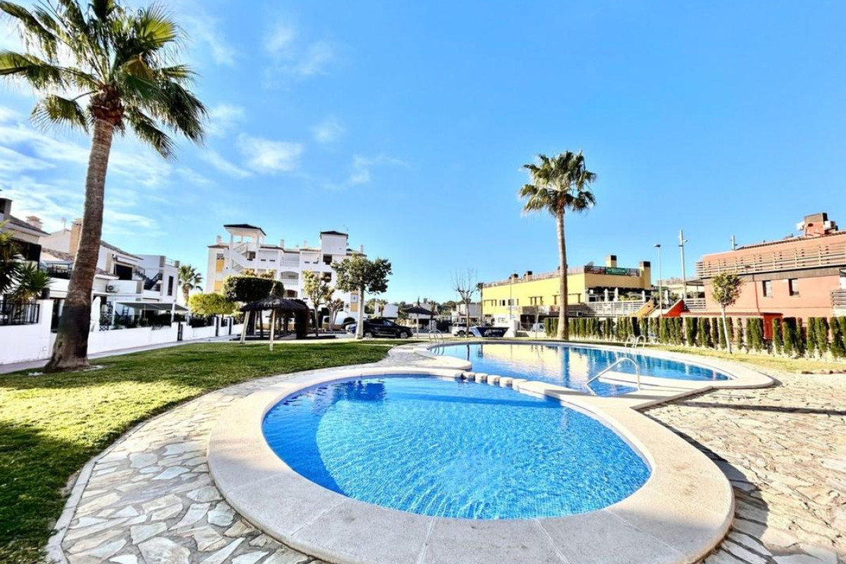 Resale - Apartment  - Orihuela