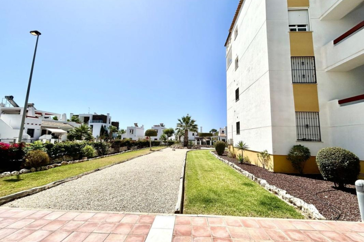 Resale - Apartment  - Orihuela