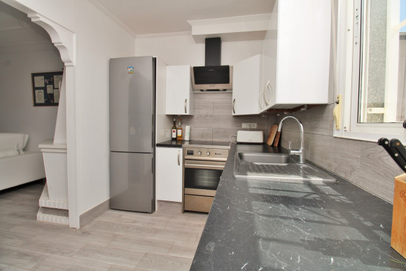 Herverkoop - Appartement  - Villamartin - Las Violetas