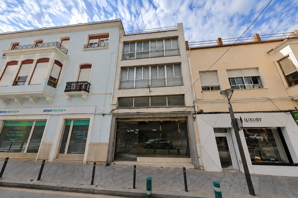 Herverkoop - Building (Mixed-Use) - Torrevieja - Torrevieja - Centre