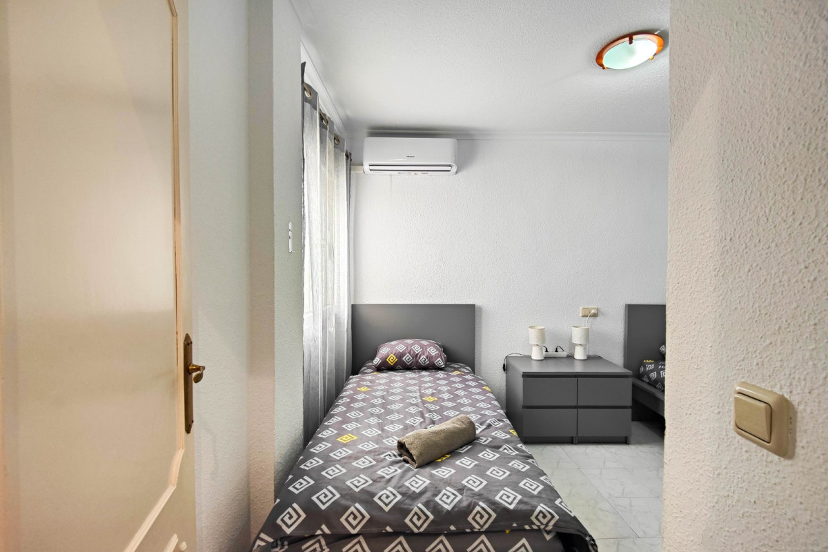 Herverkoop - Appartement  - Torrevieja - Torre La Mata
