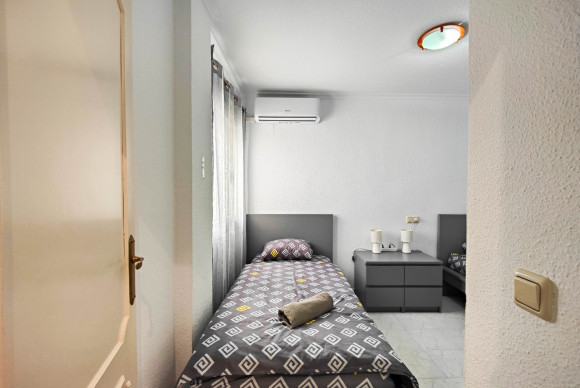 Herverkoop - Appartement  - Torrevieja - Torre La Mata