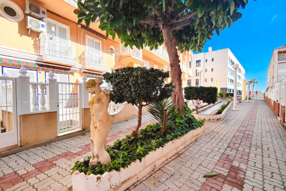 Herverkoop - Appartement  - Torrevieja - Torre La Mata