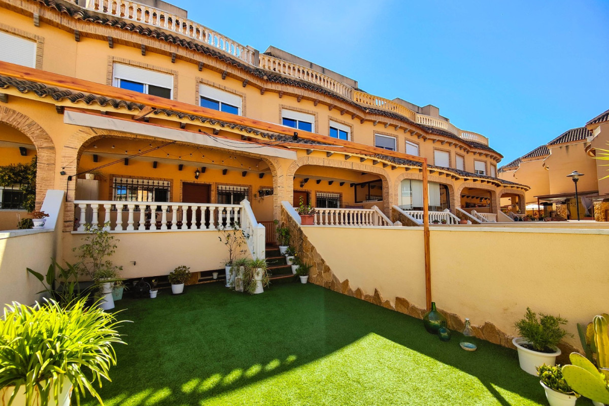 Herverkoop - Woning - Guardamar del Segura - El Eden