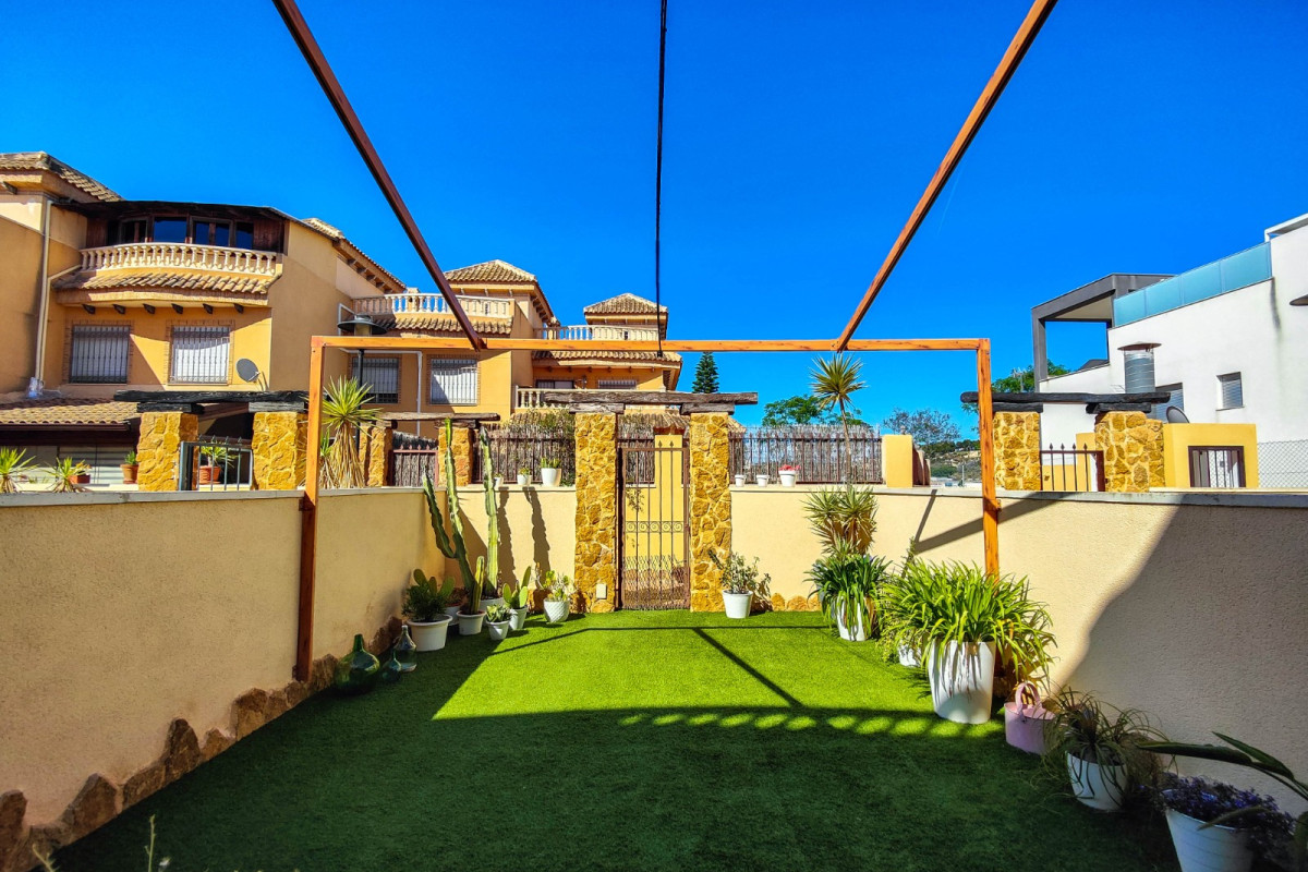 Herverkoop - Woning - Guardamar del Segura - El Eden