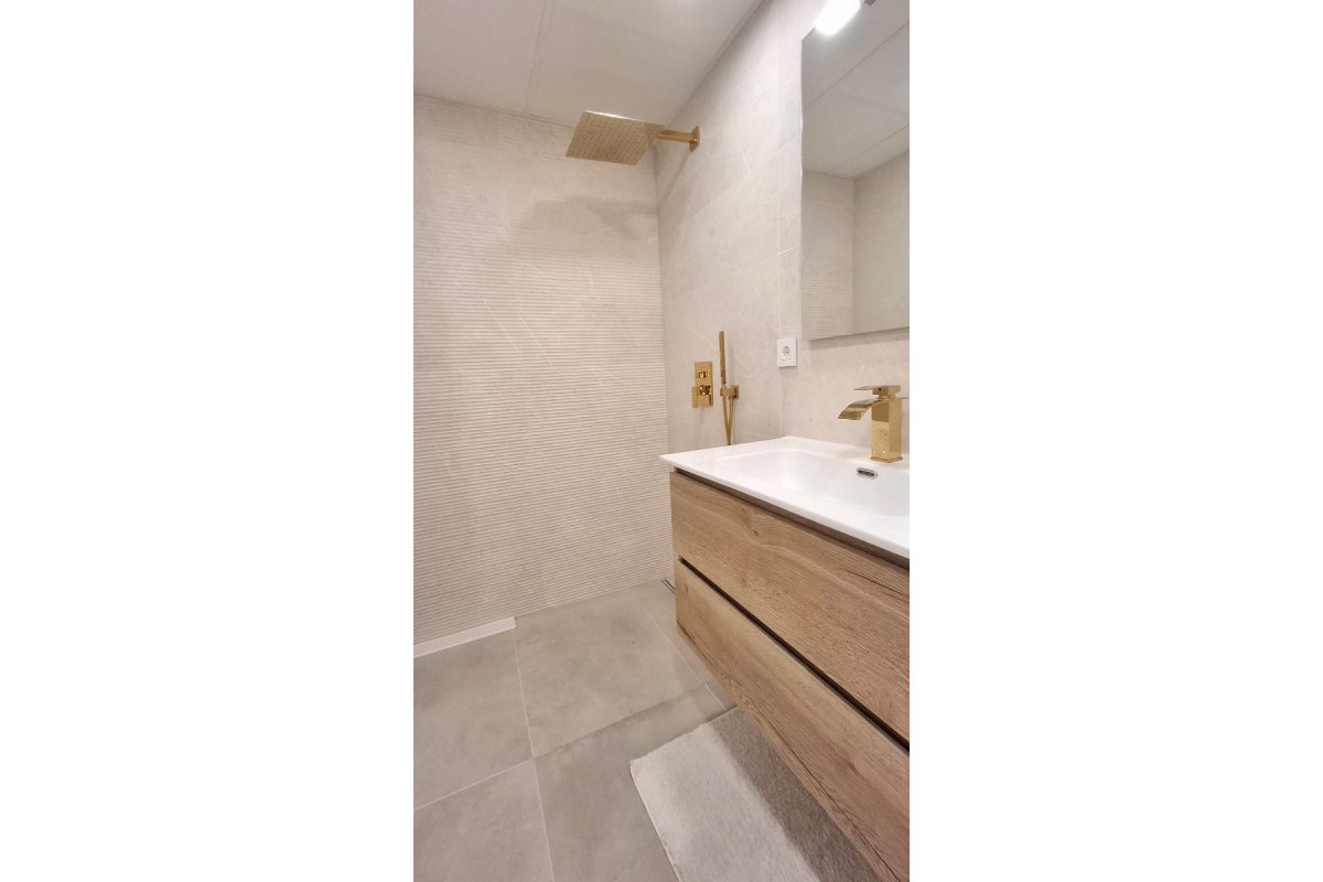 Herverkoop - Appartement  - Torrevieja - Playa Acequion