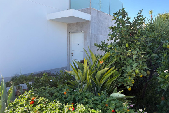 Herverkoop - Vrijstaande Villa - Torrevieja - Torretas
