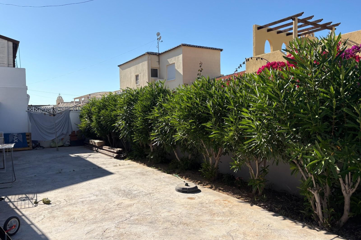 Herverkoop - Vrijstaande Villa - Torrevieja - Torretas