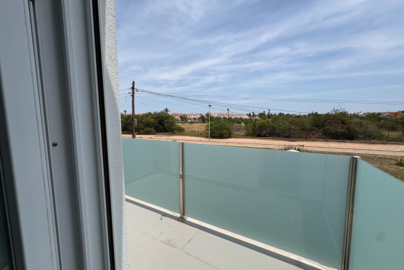Herverkoop - Vrijstaande Villa - Torrevieja - Torretas