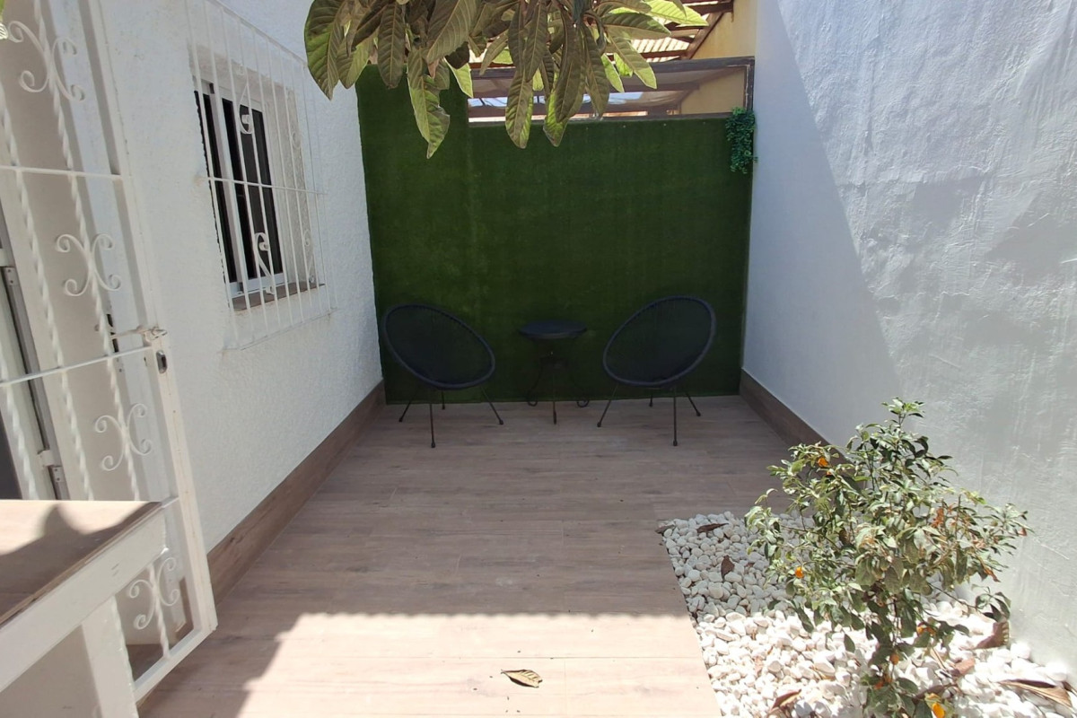 Resale - Townhouse - Orihuela Costa - Playa Flamenca