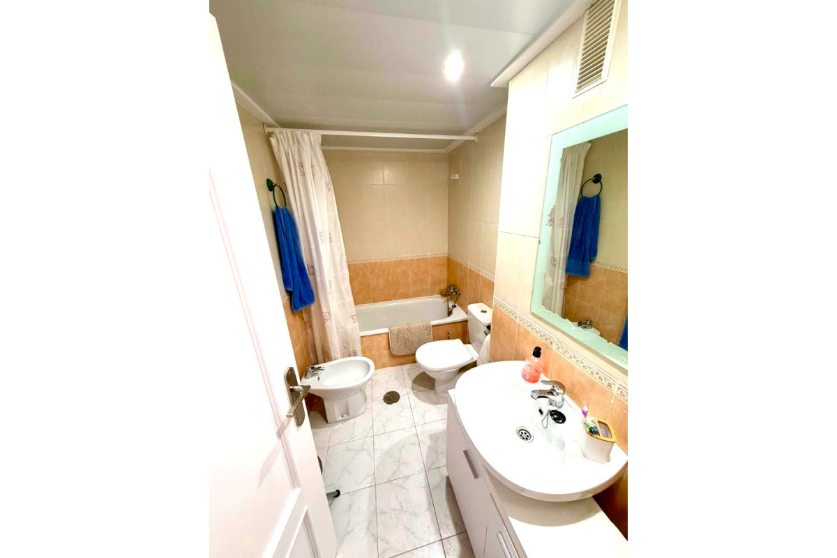 Herverkoop - Apartment / flat - Benidorm - Rincón de Loix
