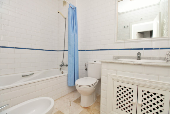 Herverkoop - Appartement  - Villamartin - PAU 8