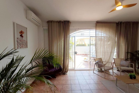 Revente - Villa - Orihuela