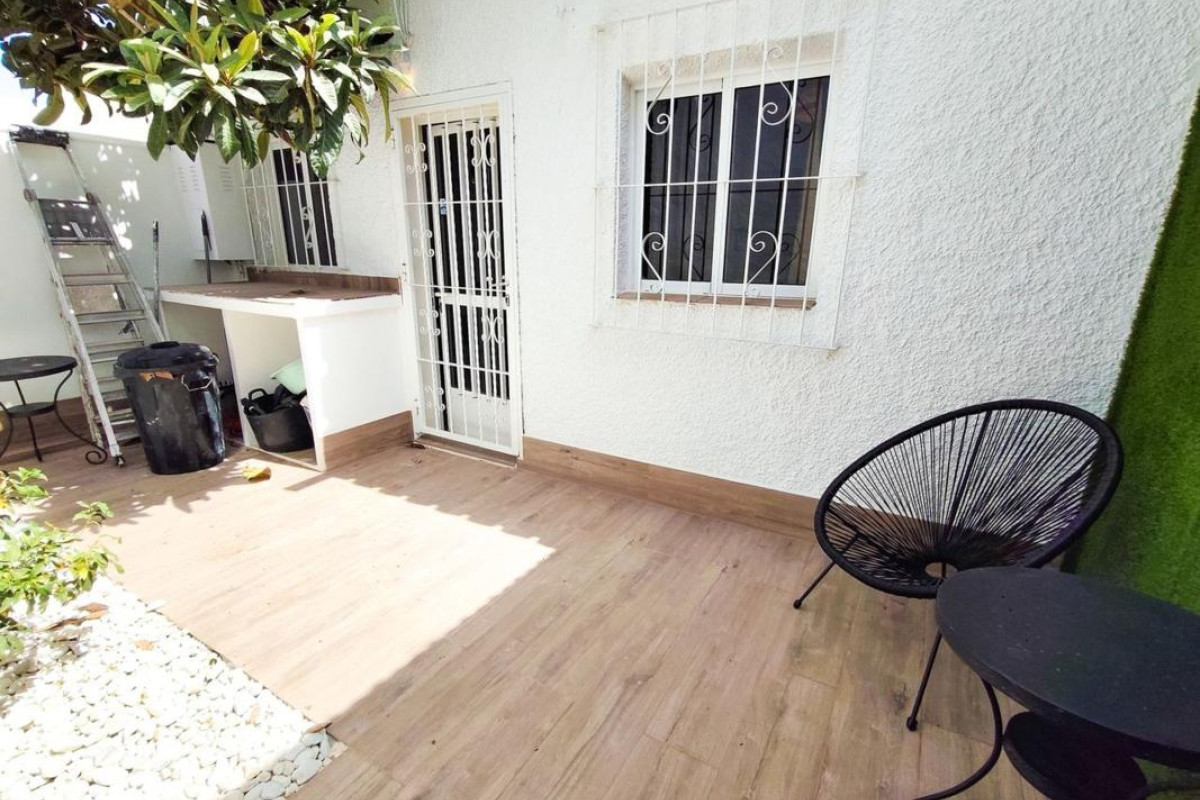 Revente - Villa - Orihuela