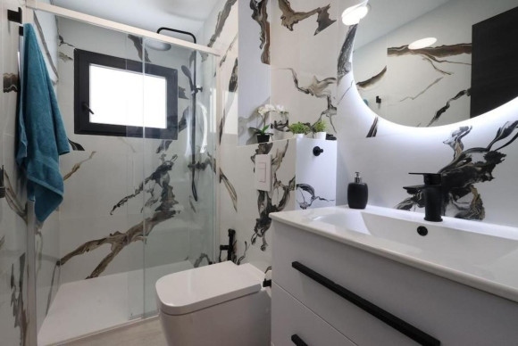 Reventa - Apartamento / piso - Torrevieja - torrevieja